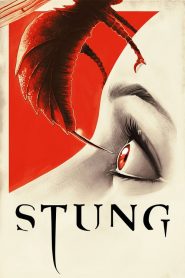 ฝูงนรกหกขาล่ายึดร่าง Stung (2015)
